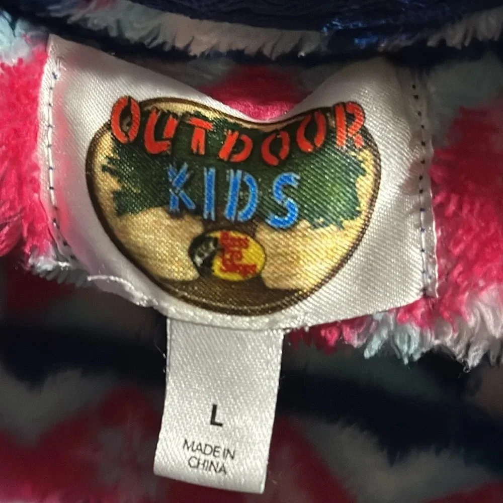 pink blue white southwestern print Outdoor Kids (Bass Pro) coat size large